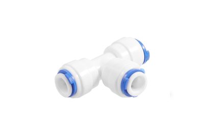 White Tee Hose Connectors